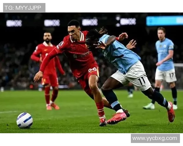 从默默无闻到足坛巨星：足球球员如何通过努力与机遇成就辉煌人生